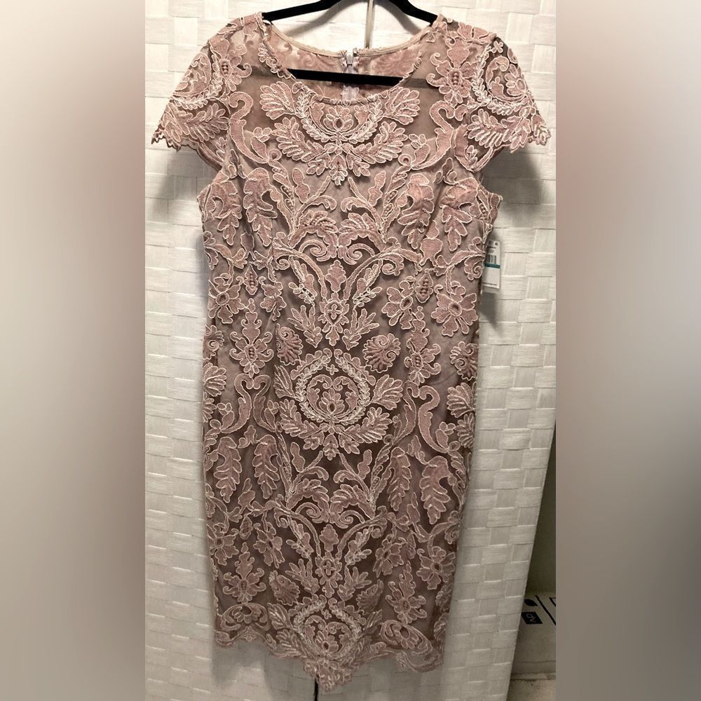 Alex Evenings Rose lace Evening dress Size 16 NWT